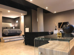 1611: The Franklin Luxury Suites